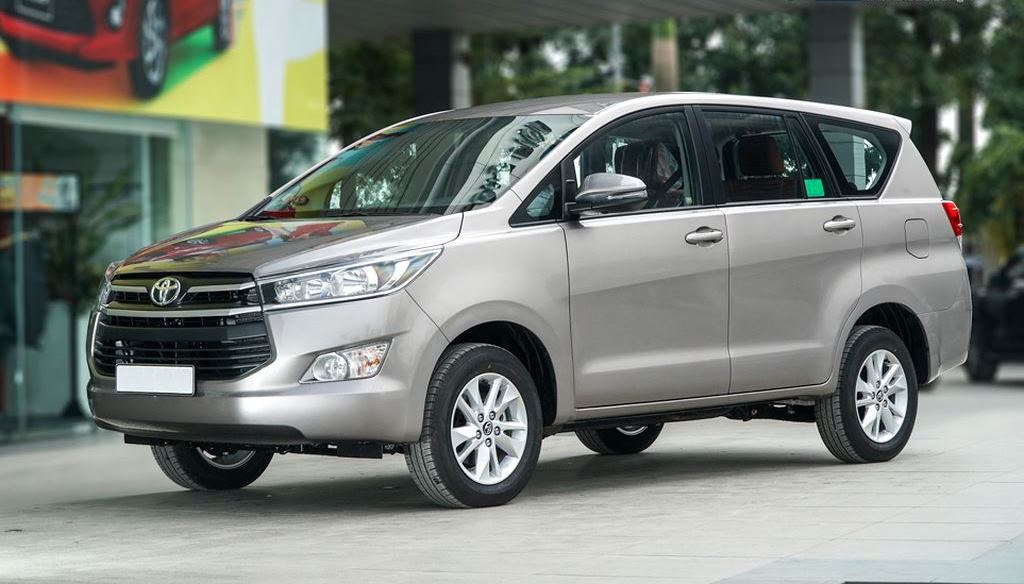 Thuê xe 7 chỗ Innova đời mới