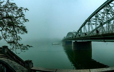 Thuê xe đi lại Huế